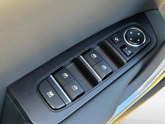 Kia / XCeed / Schwarz / / / (Vision) SHZ+KAMERA+ACC+NAVI+LED+16 ALU, Beispielbilder, ggf. teilweise mit Sonderausstattung