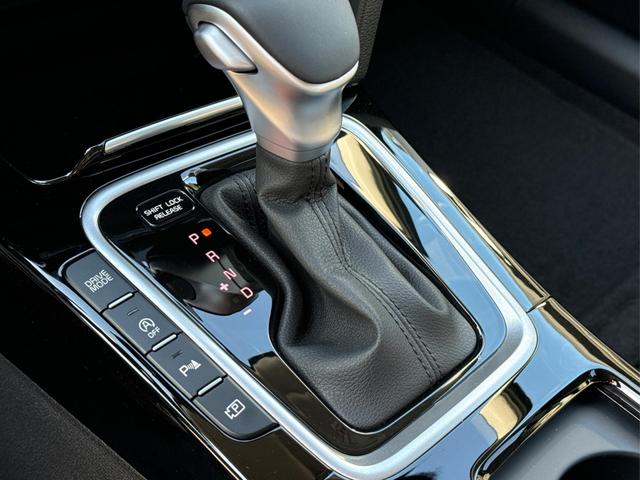 Kia / XCeed / Schwarz / / / (Vision) SHZ+KAMERA+ACC+NAVI+LED+16 ALU, Beispielbilder, ggf. teilweise mit Sonderausstattung