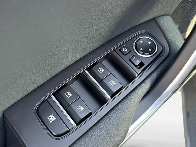 Kia / XCeed / Grau / / / ACC+SHZ+eHK+KAMERA+NAVI+LED+18 ALU, Beispielbilder, ggf. teilweise mit Sonderausstattung