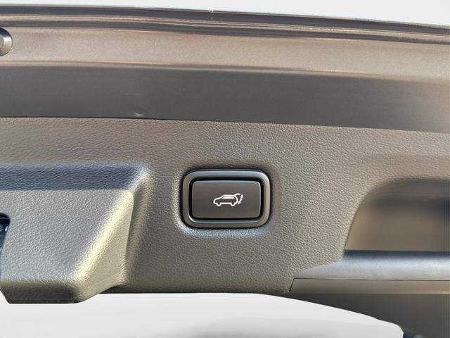 Kia / XCeed / Grau / / / ACC+SHZ+eHK+KAMERA+NAVI+LED+18 ALU, Beispielbilder, ggf. teilweise mit Sonderausstattung