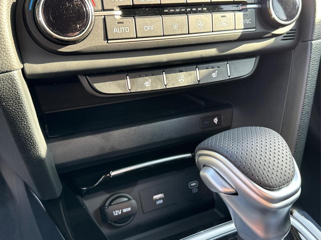 Kia / XCeed / Grau / / / ACC+SHZ+eHK+KAMERA+NAVI+LED+18 ALU, Beispielbilder, ggf. teilweise mit Sonderausstattung