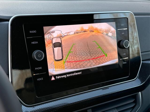 Volkswagen / T-Cross / / / / NAVI+SHZ+MATRIX+ACC+KAMERA+18'' ALU, Beispielbilder, ggf. teilweise mit Sonderausstattung