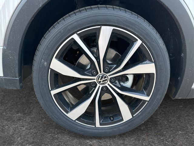 Volkswagen / T-Cross / / / / NAVI+SHZ+MATRIX+ACC+KAMERA+18'' ALU, Beispielbilder, ggf. teilweise mit Sonderausstattung