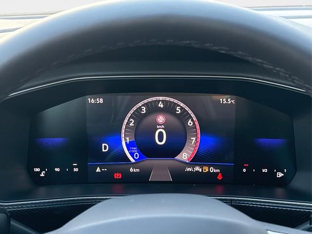 Volkswagen / T-Cross / / / / NAVI+SHZ+MATRIX+ACC+KAMERA+18'' ALU, Beispielbilder, ggf. teilweise mit Sonderausstattung