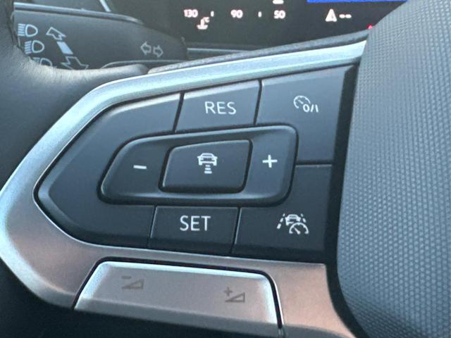 Volkswagen / T-Cross / / / / NAVI+SHZ+MATRIX+ACC+KAMERA+18'' ALU, Beispielbilder, ggf. teilweise mit Sonderausstattung