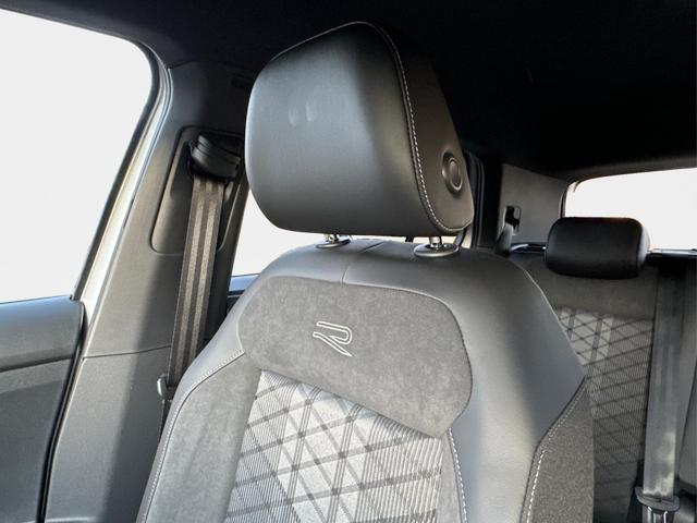 Volkswagen / T-Cross / / / / NAVI+SHZ+MATRIX+ACC+KAMERA+18'' ALU, Beispielbilder, ggf. teilweise mit Sonderausstattung