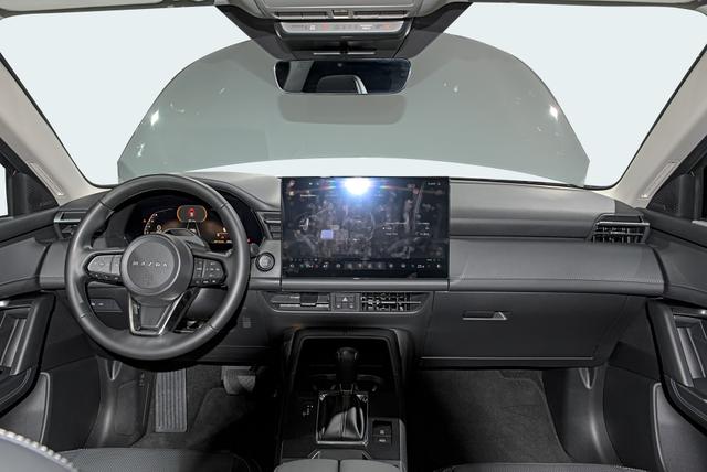 Beispielbilder, ggf. teilweise mit Sonderausstattung