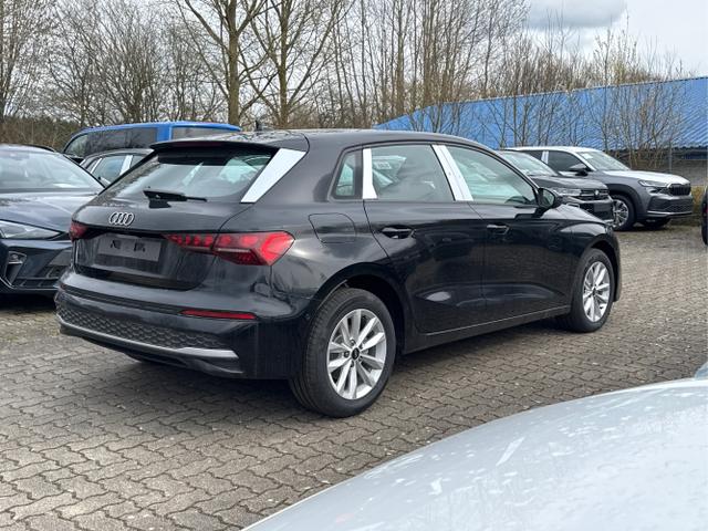 Audi / A3 Sportback / Schwarz / / / ACC+KAMERA+SHZ+LED+16LM+APP, Beispielbilder