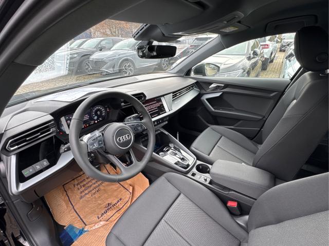 Audi / A3 Sportback / Schwarz / / / ACC+KAMERA+SHZ+LED+16LM+APP, Beispielbilder