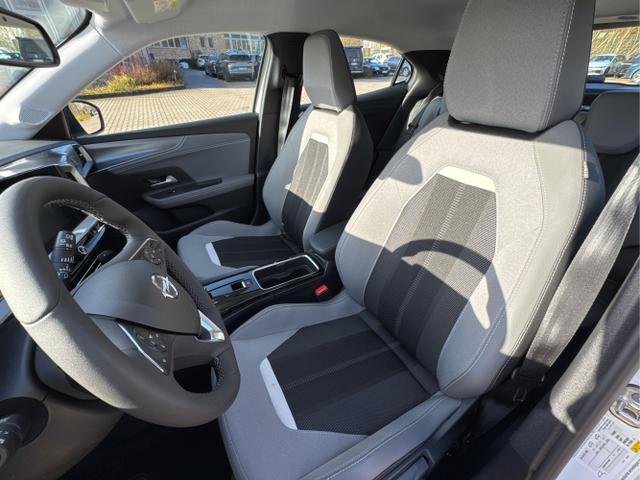 Opel / Mokka / Wei&szlig; / / / KAMERA+ACC+NAVI+SHZ+KLIMA+17ALU+LED