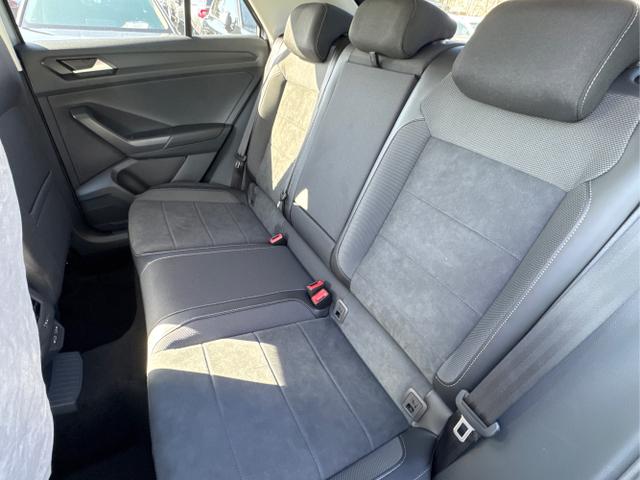 Volkswagen / T-Roc / / / / MATRIX LED+ KAMERA+ EL. HECKKL.+PDC+SHZ, Beispielbilder, ggf. teilweise mit Sonderausstattung