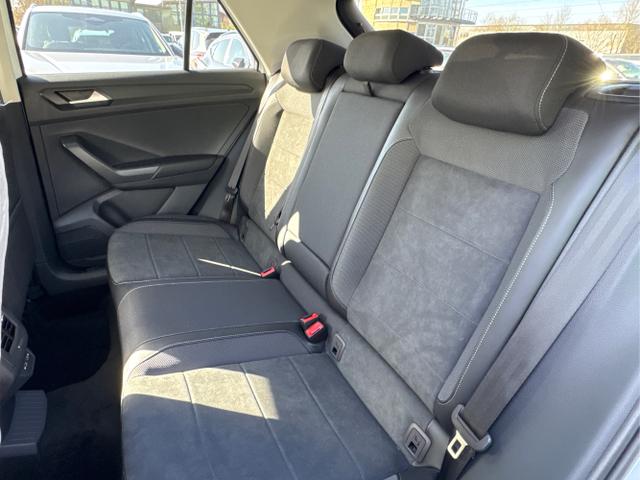 Volkswagen / T-Roc / / / / MATRIX LED+ KAMERA+ EL.HECKKL.+PDC+SHZ, Beispielbilder, ggf. teilweise mit Sonderausstattung