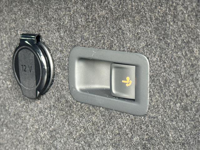 Skoda / Kodiaq / Schwarz / / / 4x4+AHK+PANO+KAMERA+EL. HECKKL.+PDC+20 LM, Beispielbilder