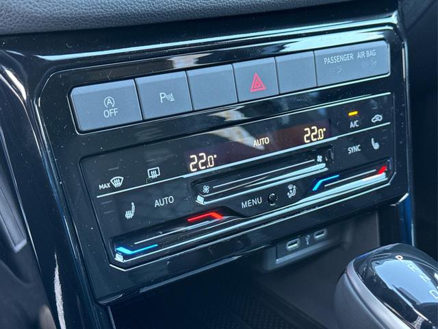 Volkswagen / T-Cross / / / / NAVI+SHZ+MATRIX+ACC+KAMERA+18'' ALU