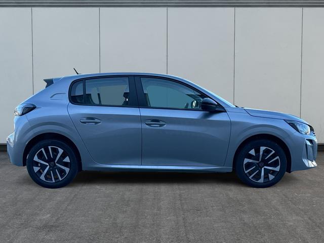 Peugeot / 208 / Grau / / / MAN6+SHZ+LED+PDC+TEMPOMAT