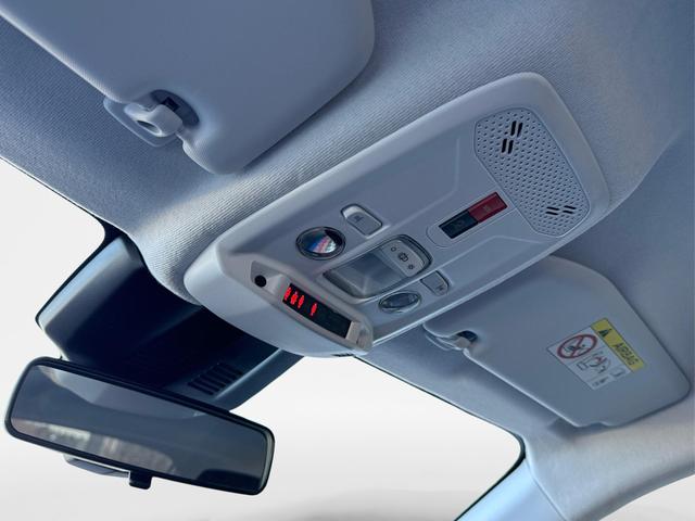 Peugeot / 208 / Grau / / / MAN6+SHZ+LED+PDC+TEMPOMAT