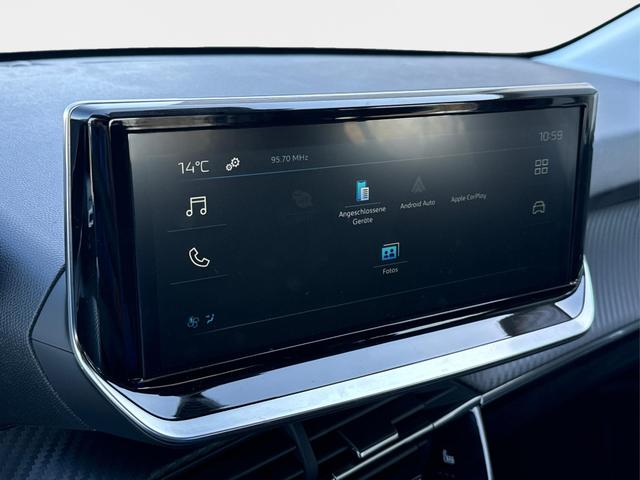 Peugeot / 208 / Grau / / / MAN6+SHZ+LED+PDC+TEMPOMAT