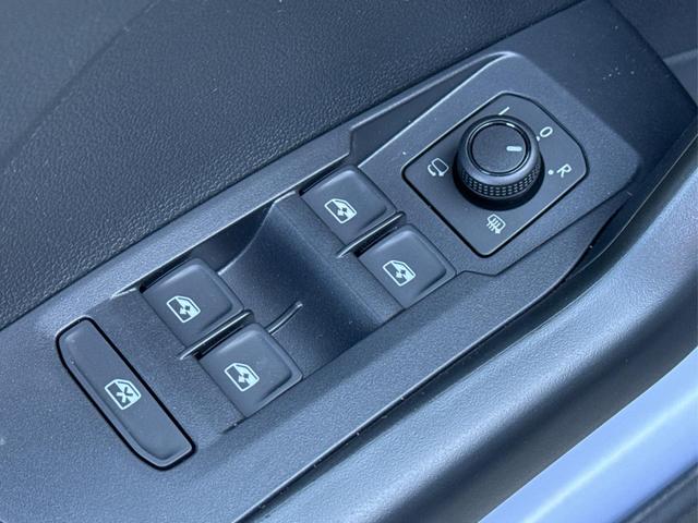 Volkswagen / T-Cross / / / / (Life+) SHZ+KAMERA+APP+KLIMA+LED+17'' ALU, Beispielbilder, ggf. teilweise mit Sonderausstattung