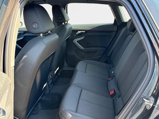 Audi / A3 Sportback / Grau / / / ACC+KAMERA+SHZ+LED+16LM+APP, Beispielbilder, ggf. teilweise mit Sonderausstattung