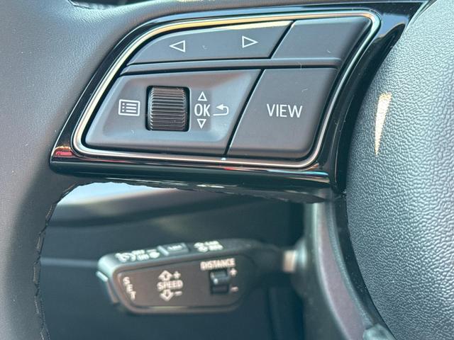 Audi / A3 Sportback / Schwarz / / / ACC+KAMERA+SHZ+LED+16LM+APP