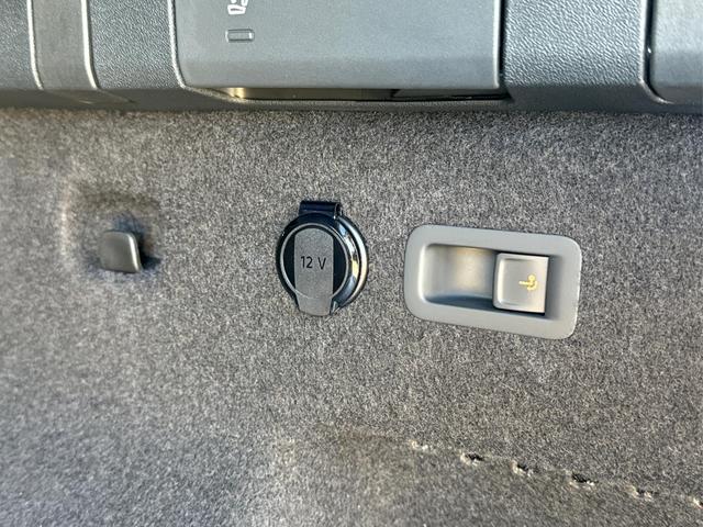 Skoda / Kodiaq / Grau / / / 4x4+AHK+PANO+KAMERA+EL. HECKKL.+PDC+20 LM, Beispielbilder