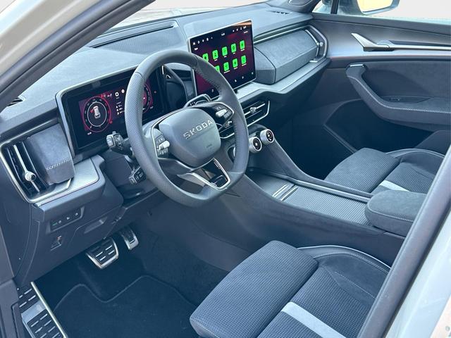Skoda / Kodiaq / Grau / / / 4x4+AHK+PANO+KAMERA+EL. HECKKL.+PDC+20 LM, Beispielbilder
