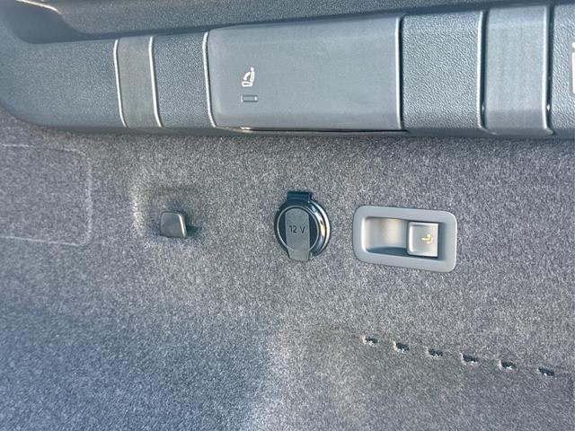 Skoda / Kodiaq / Grau / / / 4x4+AHK+PANO+KAMERA+EL. HECKKL.+PDC+20 LM, Beispielbilder