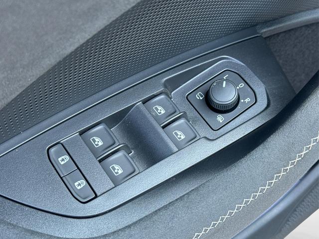 Skoda / Kodiaq / Grau / / / 4x4+AHK+PANO+KAMERA+EL. HECKKL.+PDC+20 LM, Beispielbilder