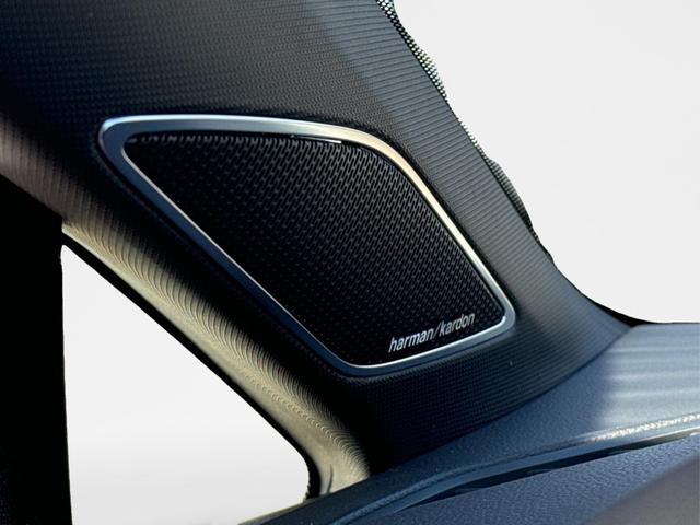 Volkswagen / Golf / Wei&szlig; / / / 4x4+PANO+MATRIX+HUD+HARMAN+NAVI+360 KAMERA+19 LM, Beispielbilder