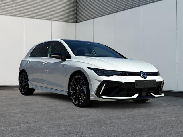 Volkswagen / Golf / Wei&szlig; / / / 4x4+PANO+MATRIX+HUD+HARMAN+NAVI+360 KAMERA+19 LM, Beispielbilder