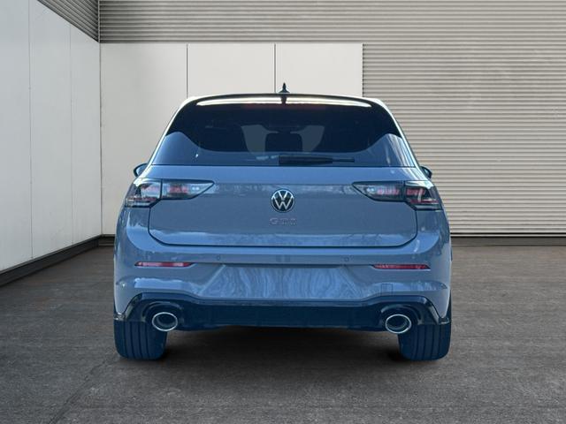 Volkswagen / Golf / Grau / / / PANO+MATRIX+HUD+HARMAN+NAVI+360 KAMERA+19 LM, Beispielbilder, ggf. teilweise mit Sonderausstattung