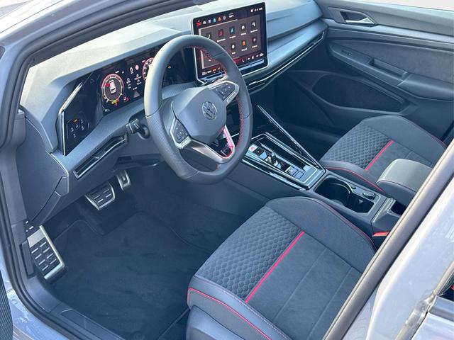 Volkswagen / Golf / Grau / / / PANO+MATRIX+HUD+HARMAN+NAVI+360 KAMERA+19 LM, Beispielbilder