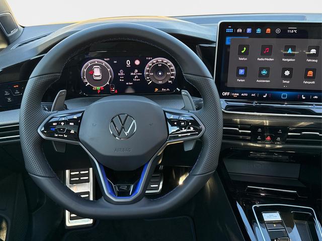 Volkswagen / Golf / / / / 4x4+PANO+MATRIX+HUD+HARMAN+NAVI+360 KAMERA+19 LM, Beispielbilder