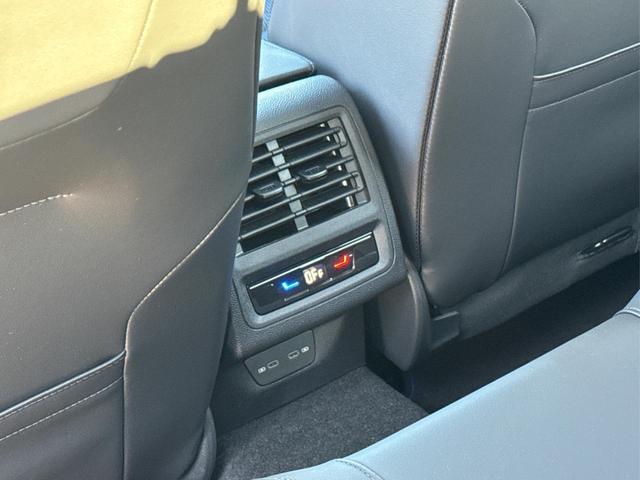 Volkswagen / Golf / / / / 4x4+PANO+MATRIX+HUD+HARMAN+NAVI+360 KAMERA+19 LM, Beispielbilder