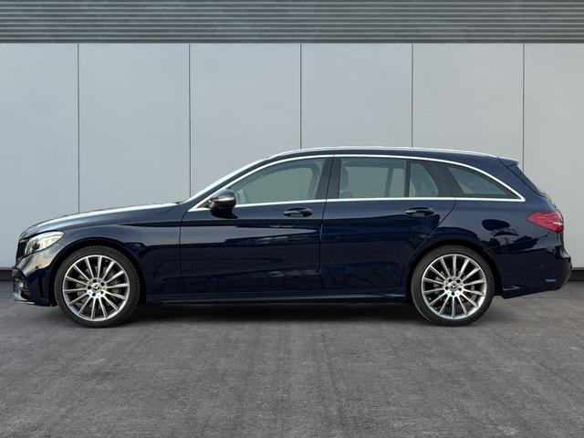 Mercedes-Benz / C-Klasse / Blau / / / C 300 T AMG-Line+LED+NAVI+KAMERA+19AMG-Felgen+el.HECK