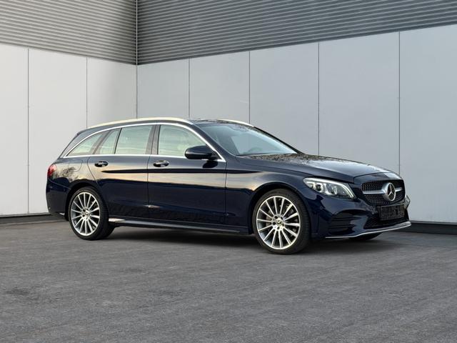 Mercedes-Benz / C-Klasse / Blau / / / C 300 T AMG-Line+LED+NAVI+KAMERA+19AMG-Felgen+el.HECK