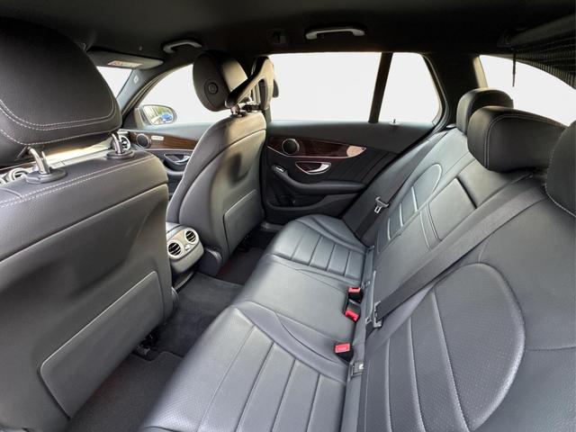 Mercedes-Benz / C-Klasse / Blau / / / C 300 T AMG-Line+LED+NAVI+KAMERA+19AMG-Felgen+el.HECK