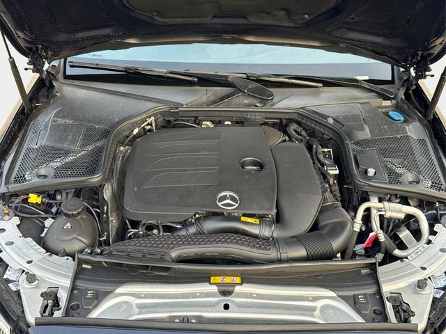 Mercedes-Benz / C-Klasse / Blau / / / C 300 T AMG-Line+LED+NAVI+KAMERA+19AMG-Felgen+el.HECK