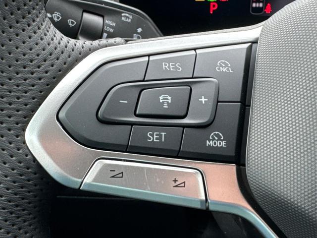  / / / / / , Beispielbilder, ggf. teilweise mit Sonderausstattung