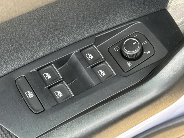  / / / / / , Beispielbilder, ggf. teilweise mit Sonderausstattung