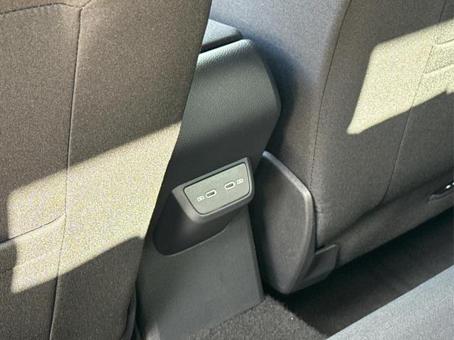  / / / / / , Beispielbilder, ggf. teilweise mit Sonderausstattung