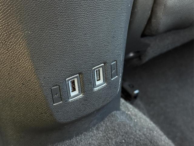 Opel / Mokka / Wei&szlig; / / / KAMERA+ACC+NAVI+SHZ+KLIMA+17ALU+LED