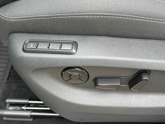  / / / / / , Beispielbilder, ggf. teilweise mit Sonderausstattung