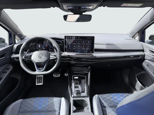 Beispielbilder, ggf. teilweise mit Sonderausstattung