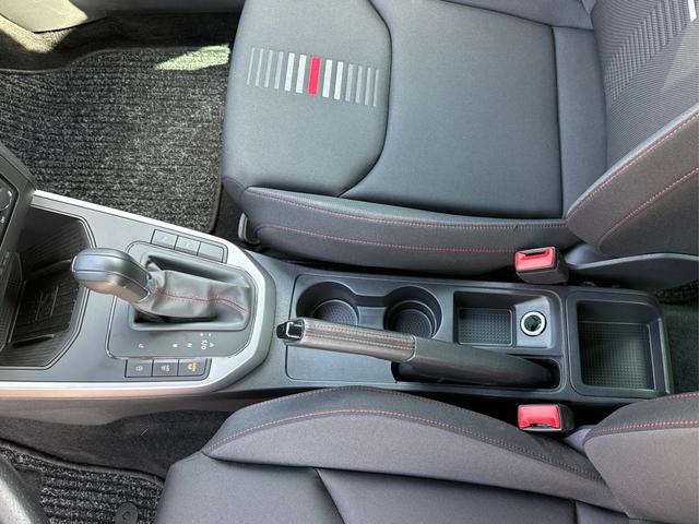 Seat / Arona / Blau / / / LED+ACC+PDC+KAMERA+FULL LINK