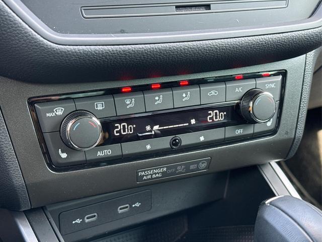 Seat / Arona / Blau / / / LED+ACC+PDC+KAMERA+FULL LINK