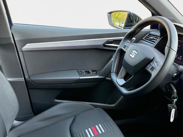 Seat / Arona / Blau / / / LED+ACC+PDC+KAMERA+FULL LINK