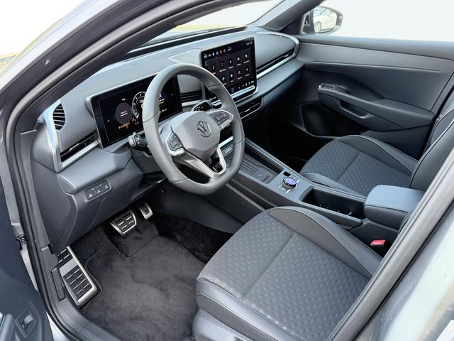 Beispielbilder, ggf. teilweise mit Sonderausstattung