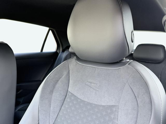 Beispielbilder, ggf. teilweise mit Sonderausstattung