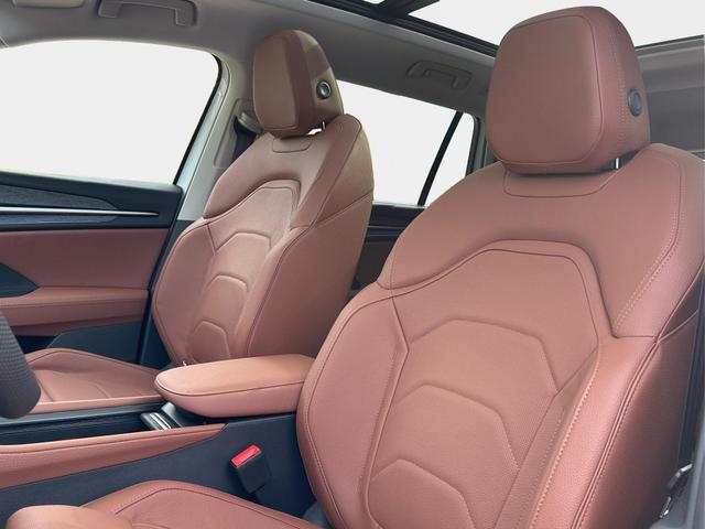 Skoda / Kodiaq / Wei&szlig; / / / LEDER+AHK+PANO+MATRIX+360 KAM+eHK+20 LM, Beispielbilder, ggf. teilweise mit Sonderausstattung